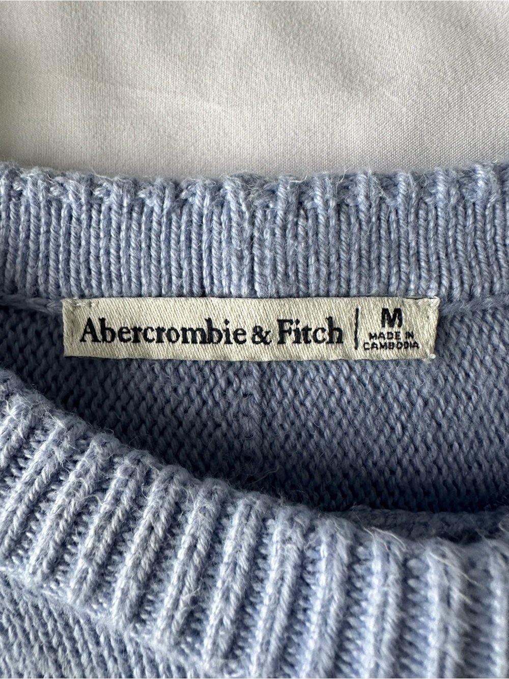 Abercrombie & Fitch Light Blue Short-Sleeve Knit Sweater Size M - Picture 8 of 9